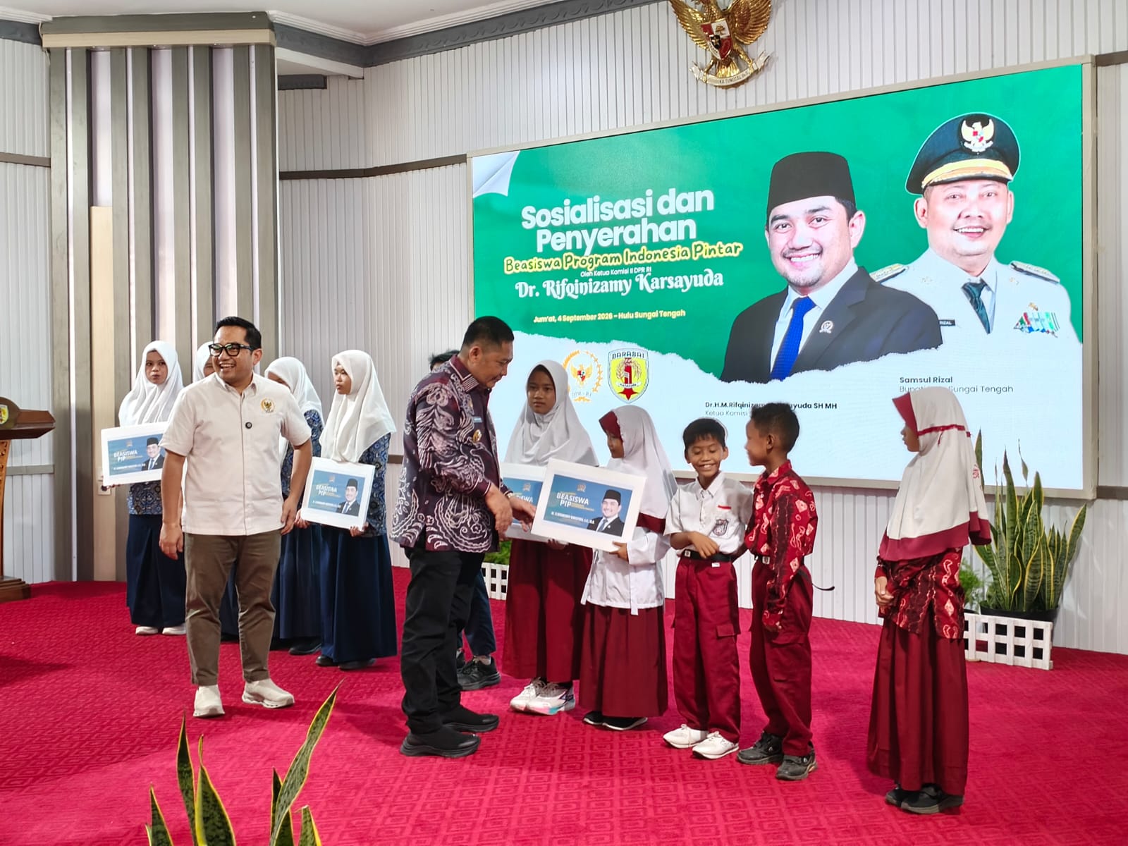 66 Pelajar HST Terima Beasiswa PIP