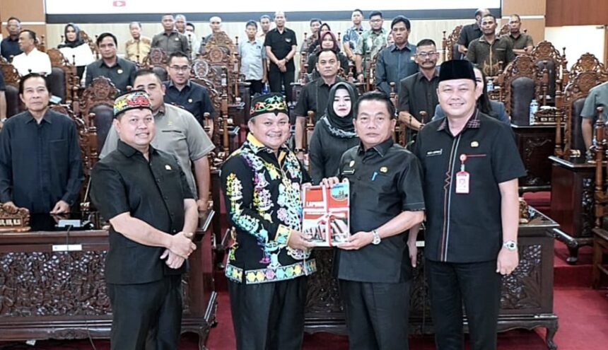 DPRD Kapuas Bahas Raperda Pertanggungjawaban APBD 2025