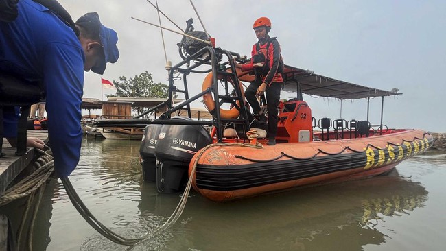 Tim SAR dari Lampung Ikut Cari Jurnalis Hilang Kontak di Selat Sunda