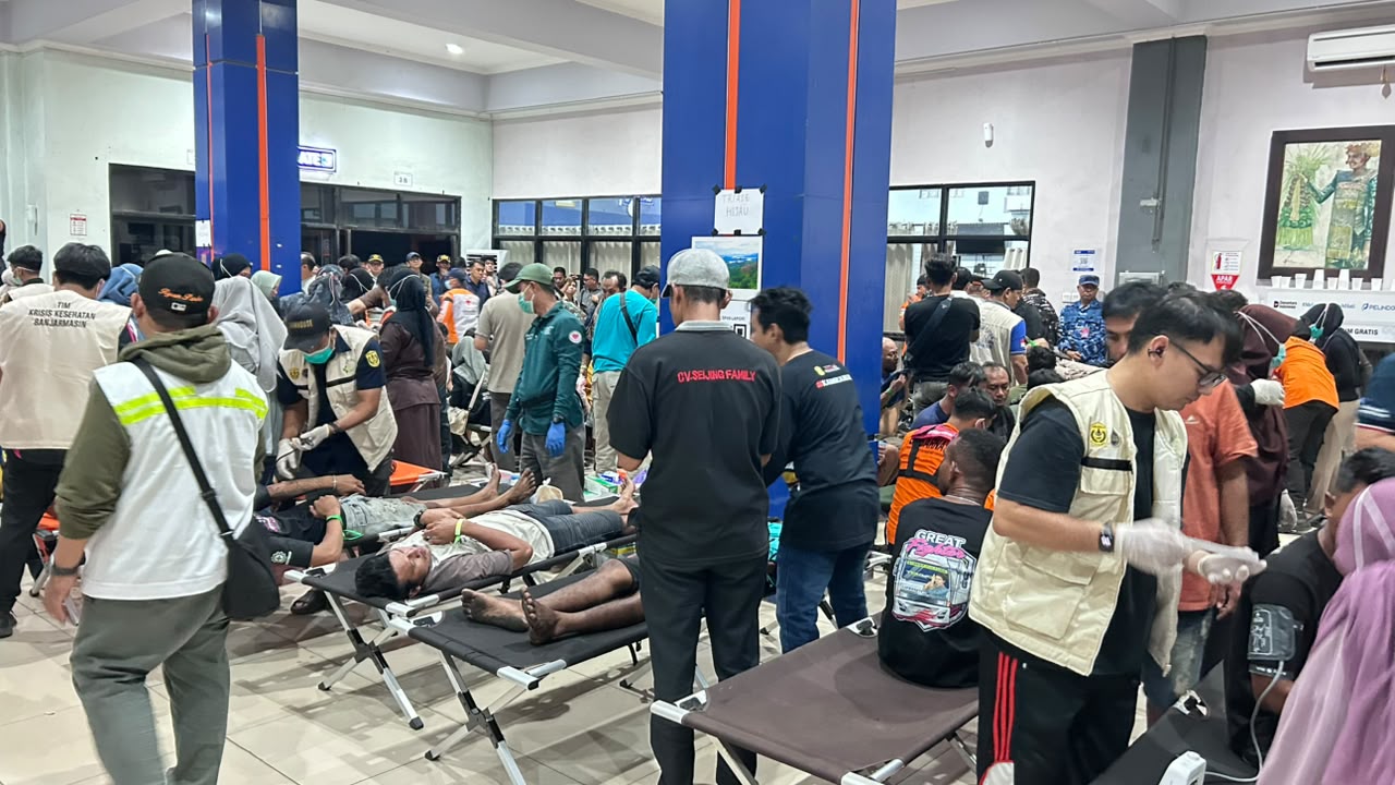 Daftar Penumpang KM Virgo yang Dievakuasi ke Pelabuhan Trisakti