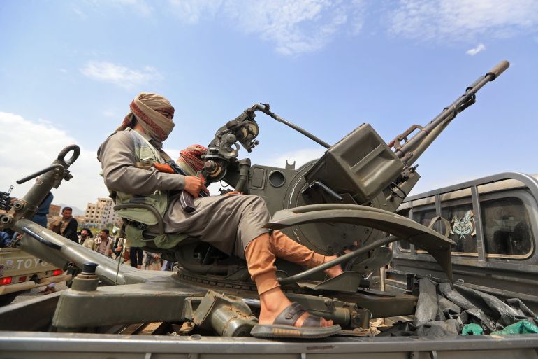 Pemerintah Diminta Siapkan Skenario Evakuasi WNI Jika Konflik Houthi-Arab Saudi Memburuk