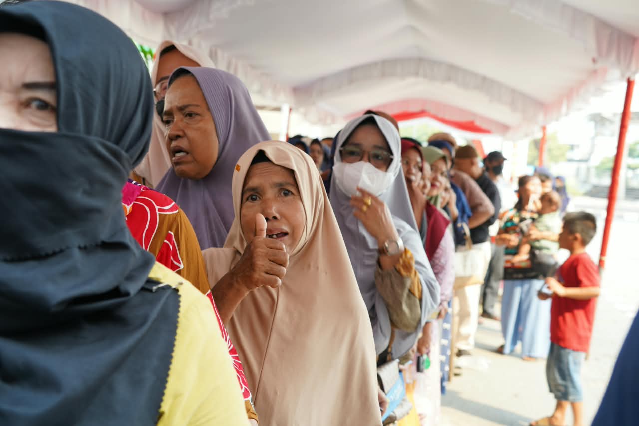 Pemko Banjarmasin Gelar Pasar Murah, 1.000 Paket Sembako Ludes Terjual