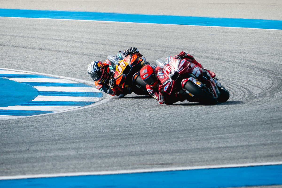 Marc Marquez Restui Ducati Rekrut Pedro Acosta di MotoGP 2027