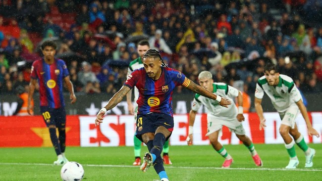 Hasil La Liga Spanyol: Barcelona Hantam Racing Santander 7-2