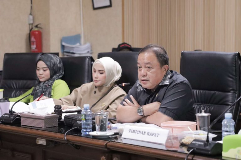 Komisi III DPRD Kalsel Bersama DLH Bahas Program Kerja Tahun 2027