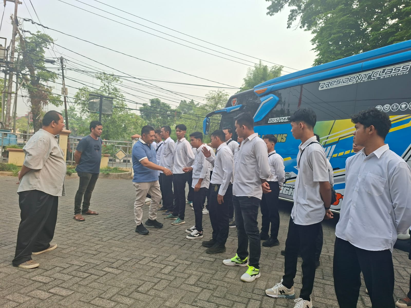 Samsul Rizal Lepas 36 Laskar Gerindra HST Ikuti Diklat, Titip Pesan Jaga Nama Baik Partai