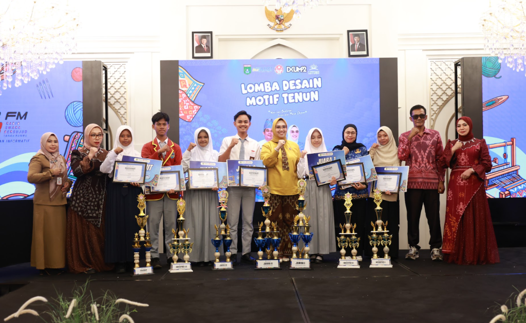 Tanah Bumbu Gelar Lomba Desain Motif Tenun, Dorong Kreativitas Generasi Muda dan Pelestarian Budaya Lokal