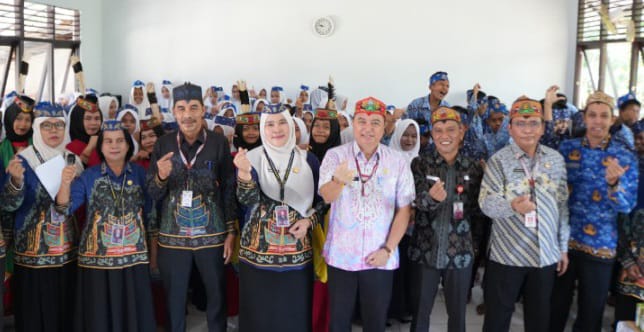 Pemkab Kapuas Resmikan Pencanangan Kamis Hanjak Berbudaya