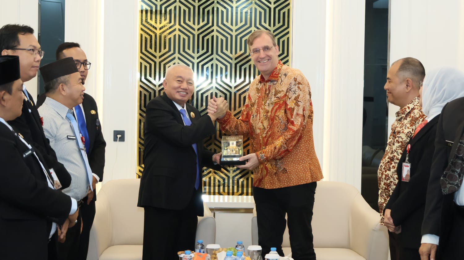 Gubernur Muhidin Minta Pemerintah Belanda Kembalikan Tengkorak Kepala Demang Lehman