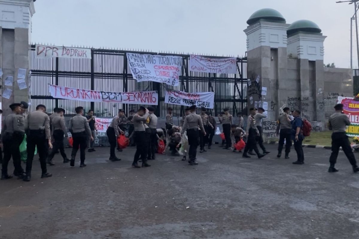 Demo di Depan DPR Mulai Hari Ini, Pengendara Diimbau Hindari Gatot Subroto