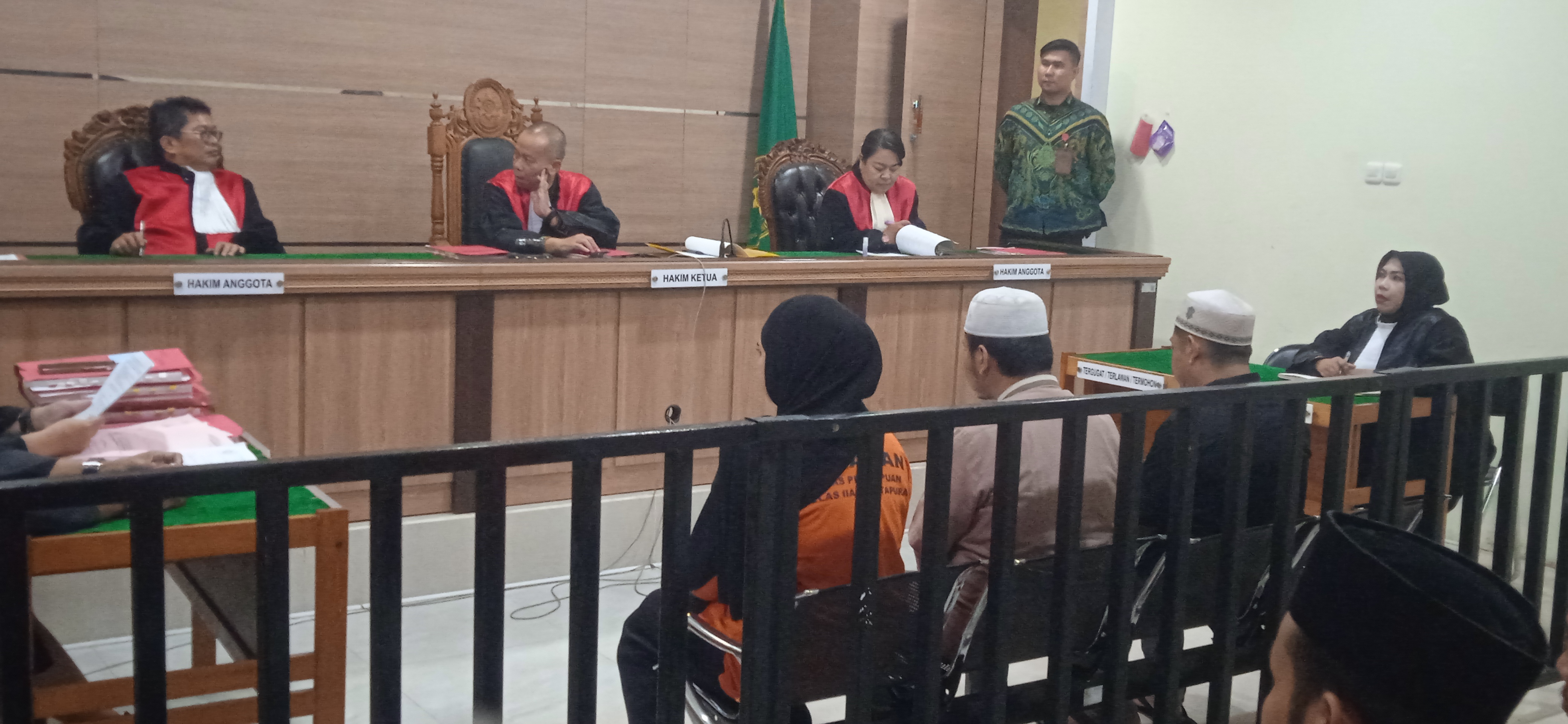 Pesta Sabu Gagal, Tiga Terdakwa Dituntut hingga 6 Tahun Penjara