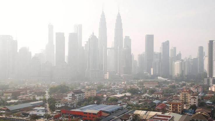 Menteri Malaysia: Kami Hargai RI, tapi Tuntut Tindakan Atasi Karhutla