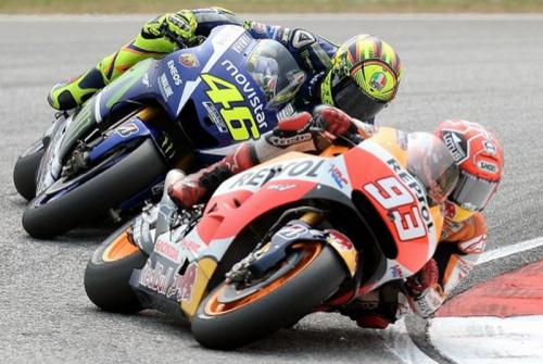 Akhiri Perdebatan, Legenda MotoGP Sebut Marc Marquez Jauh Lebih Cepat Dibanding Valentino Rossi