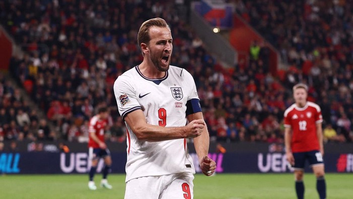 Kane Targetkan 100 Gol di Timnas Inggris